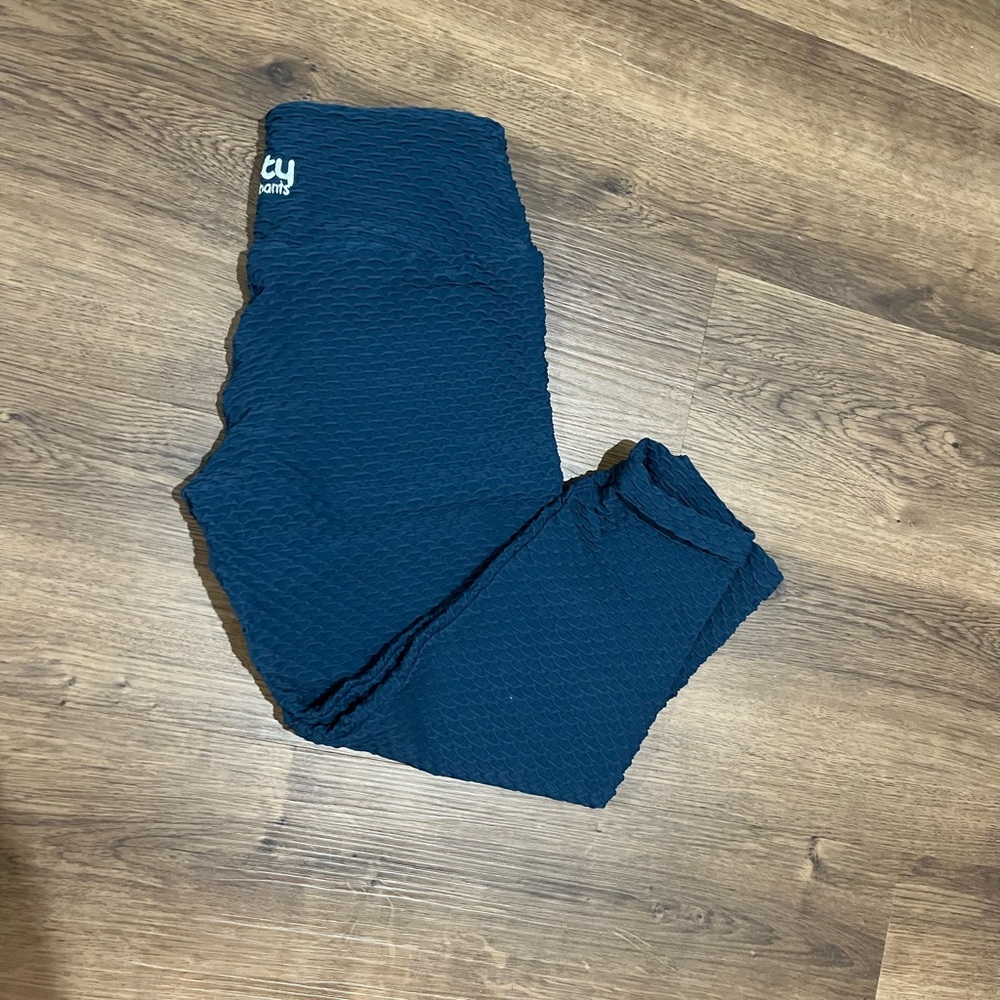 Deep blue croco skin booty by brabants leggings